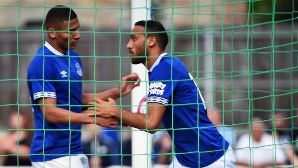 Cenk Tosun (R)