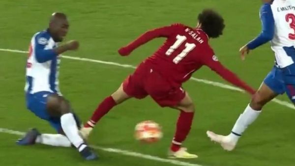 حادثة تدخل صلاح العنيف على ساق دانيلو