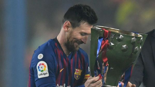 The yearly earnings of the Argentine forward has been used to emphasise the pay gap between sexes