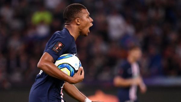 مبابي يقود الباريسي للتتويج باللقب