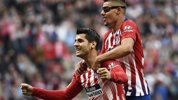 موراتا يحتفل بهدفه