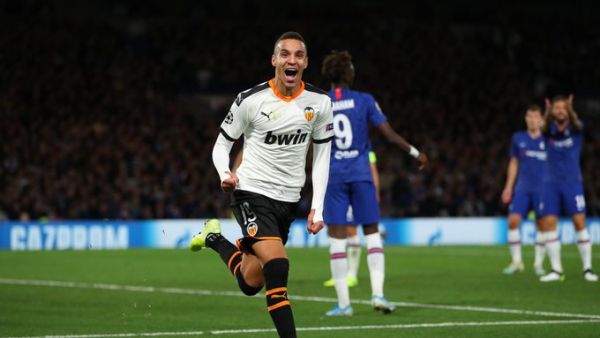 مورينو يحتفل بهدفه