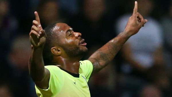 ستيرلينغ يقود سيتي للتأهل