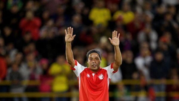 Pro-Palestinian social media users responded to the footballer's tweet 