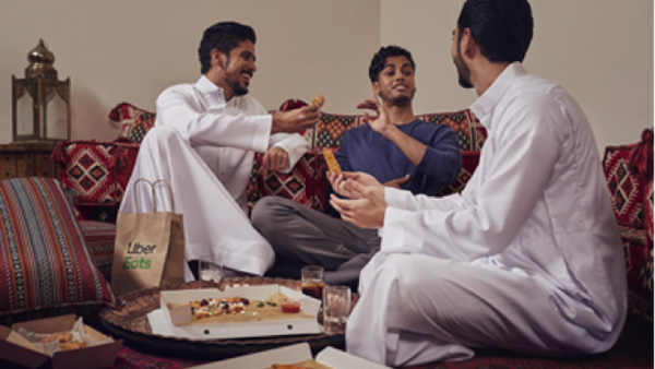 خدمة أوبر إيتس