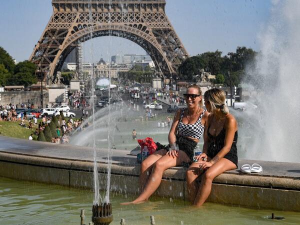 Forecasters predicted new temperatures highs in a string of countries, including Belgium, Luxembourg and the Netherlands, where the mercury is set to reach 40 degrees Celsius (104 Fahrenheit) for the first time on July 23, 2019.  BERTRAND GUAY / AFP