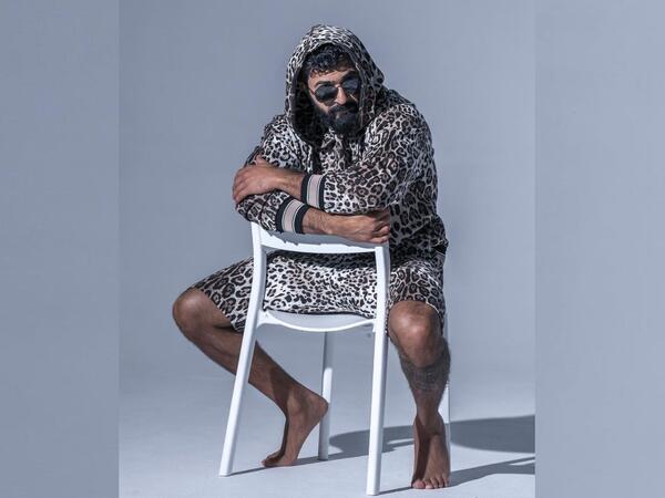 Saif Nabeel Style Questioned on Instagram