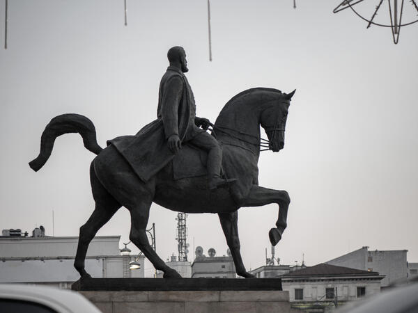 Statue of the knight and horse riding towards victory. (Shutterstock/ File photo)