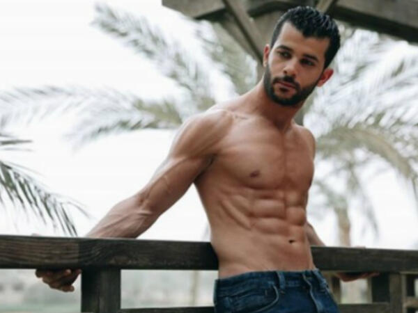 Looking at the pictures colsely one can easily notice a transformation in Ramezs body