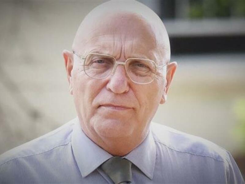 Ex-football coach Bob Higgins