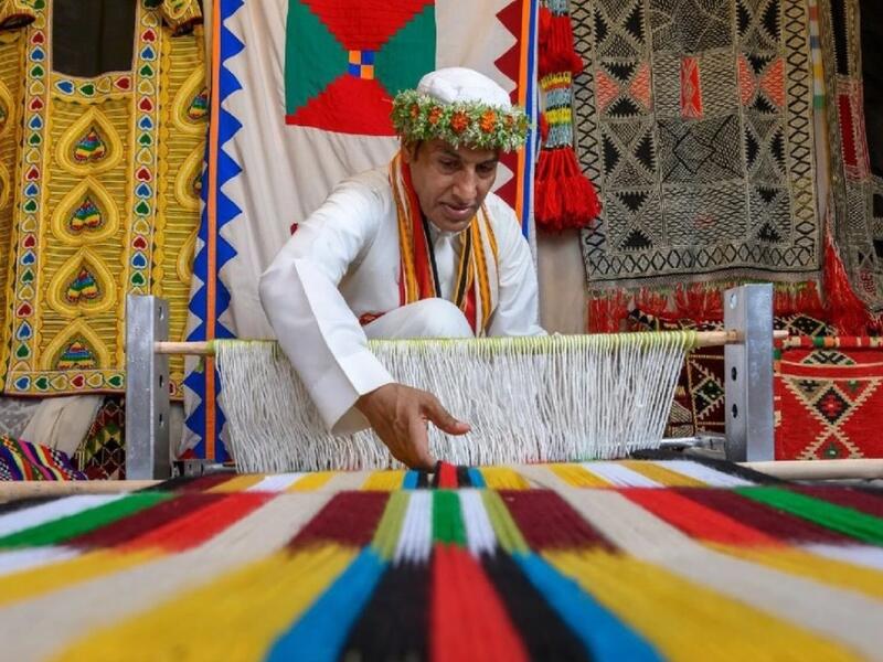 Flower men of Saudi Arabia (vice.com)