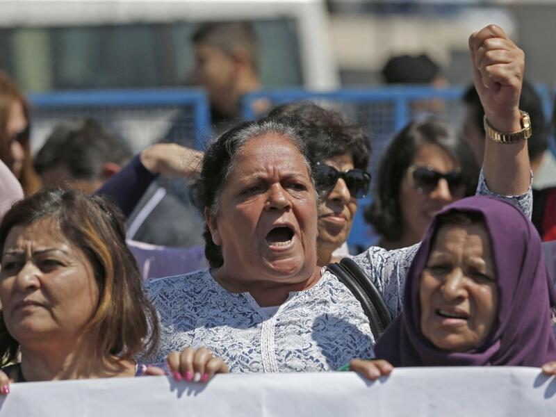 Palestinian women protest in support of women’s rights outside the prime minister’s office in the West Bank city of Ramallah on September 2, 2019, after a young Palestinian died in a case that has raised emotions. ABBAS MOMANI / AFP