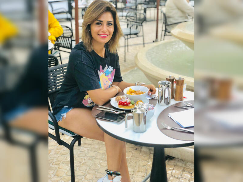 Menna dinning in Cannes Source @manoushafadali instagram