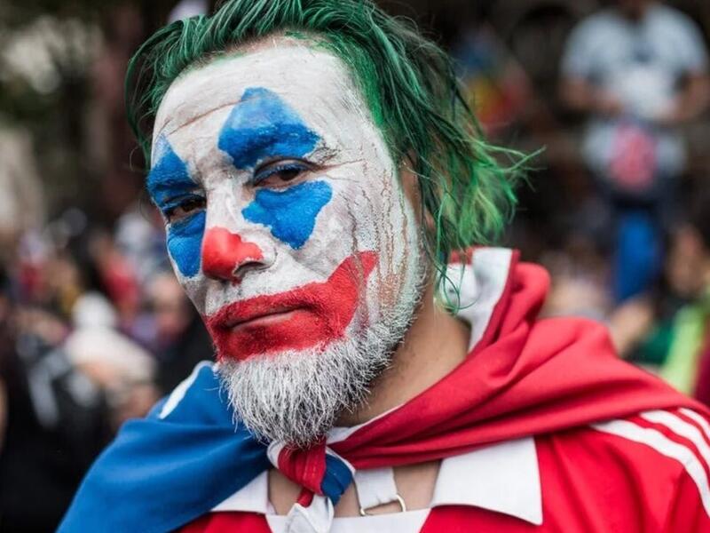 Joker is appearing not just in protests in Lebanon but in Chile too (Twitter)