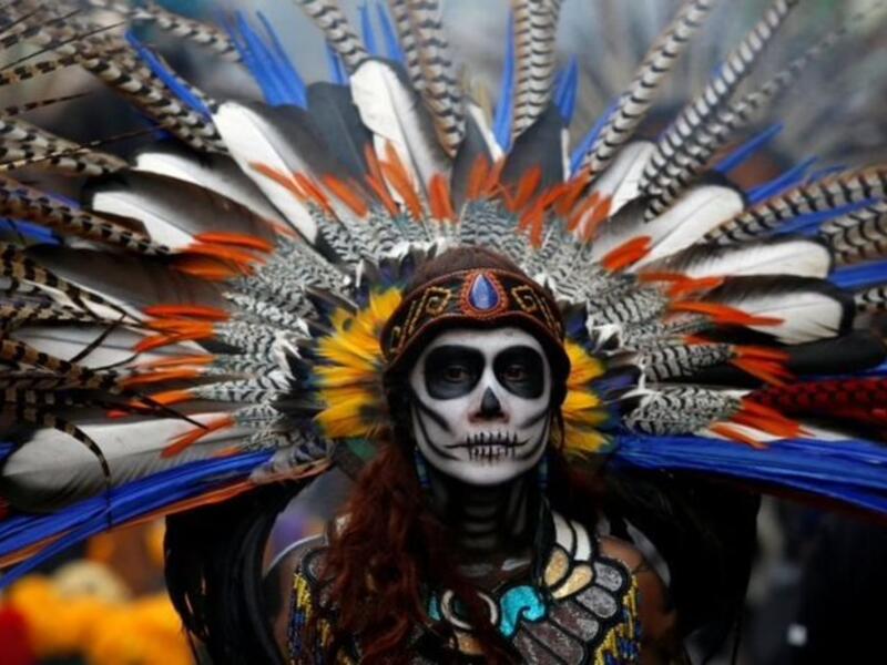 Day of the Dead parade hits Mexico City (Twitter)