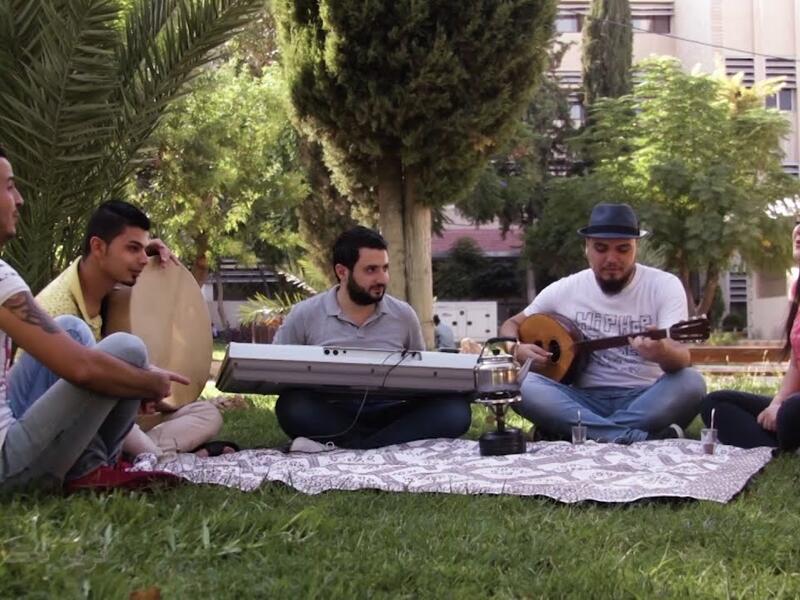 فرقة تكات
