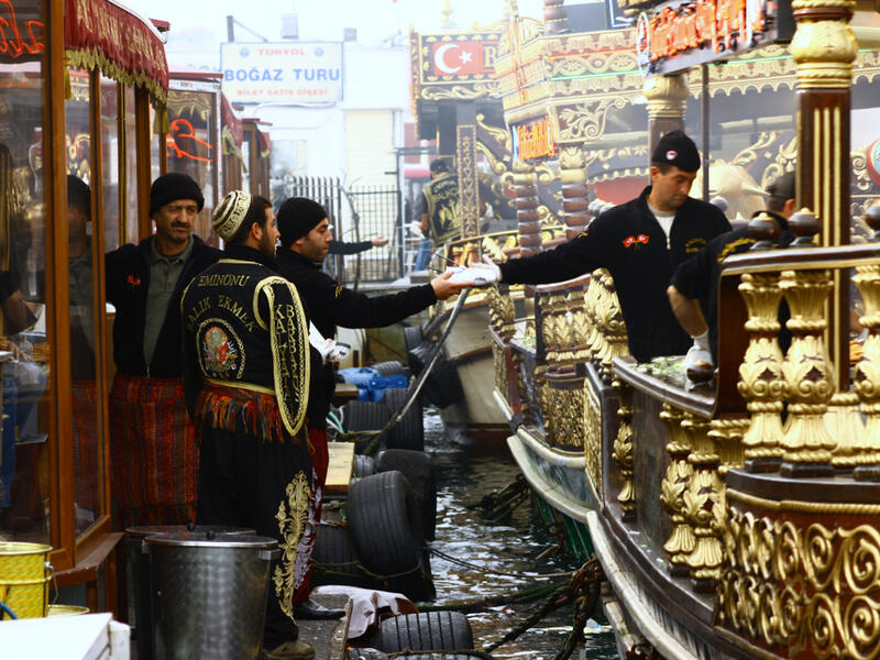 Boats selling fish sandwiches (Shutterstock)	