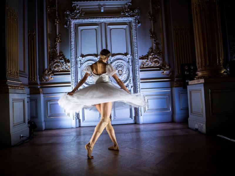 AFP PICTURES OF THE YEAR 2019 - A dancer of the Paris Opera Ballet performs during the dancing show "Degas Danse" on the sidelines of the exhibition "Degas at the Opera" at the Orsay museum in Paris on October 9, 2019. Martin BUREAU / AFP