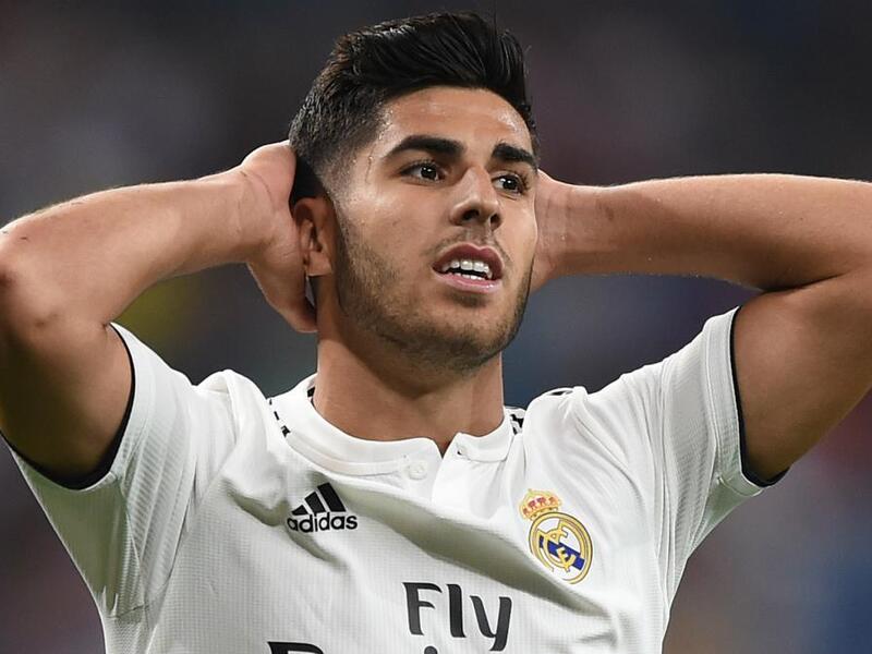 الإسباني ماركو آسينسيو (ريال مدريد) وقيمته الحالية 40 مليون يورو بخسارة 40 مليون يورو