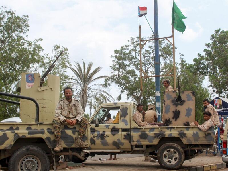 Members of Yemen's southern separatist-dominated Security Belt Forces stand guard during a meeting of the Southern Transitional Council (STC) in the southwestern coastal city of Aden, on January 13, 2020. Saleh Al-OBEIDI / AFP