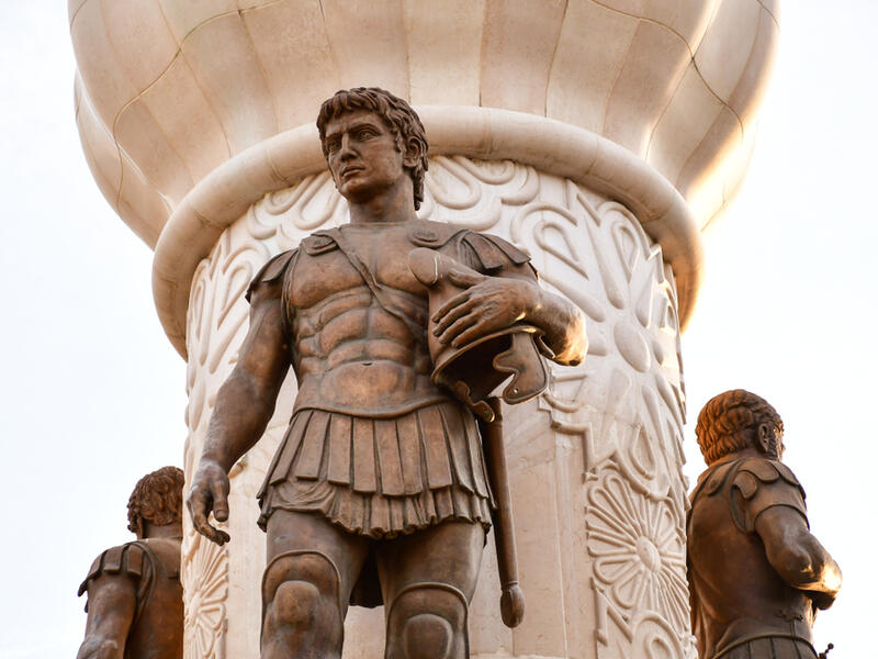 Statue of Alexander the Great (Shutterstock)	