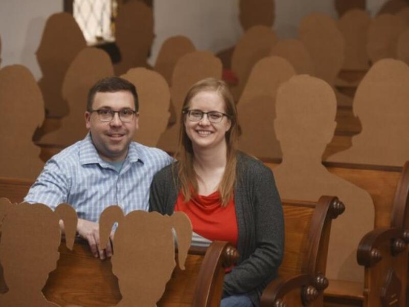 The wedding "guests" included cutouts tall and short, young and old, with long hair, short hair and ponytails (Twitter)