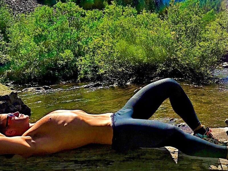 SHOCKING & DISRESPECTFUL! Omar Sharif Jr. Puts His Bare Bottom on Display to Greet Muslims for Eid