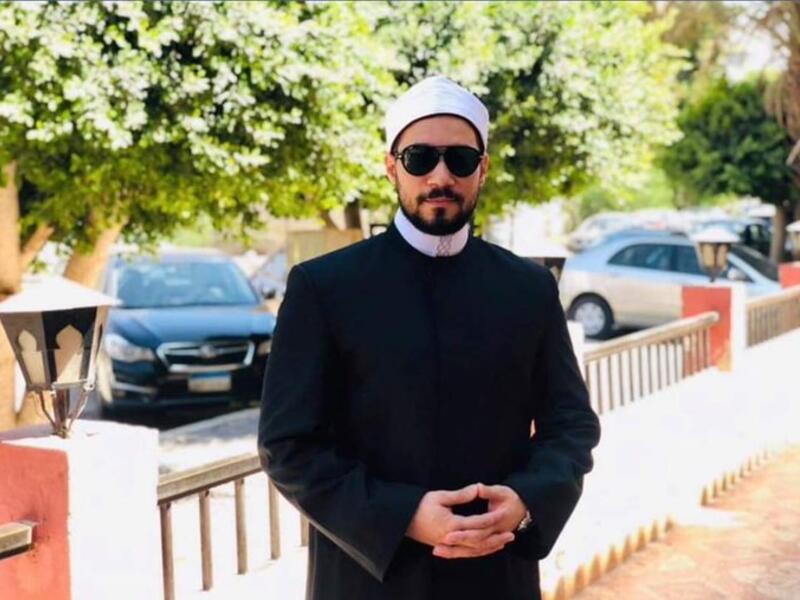 Islamic Imam Abdallah Roshdy suspended from work pending administrative investigations over his controversial opinions and social media posts.(Twitter)