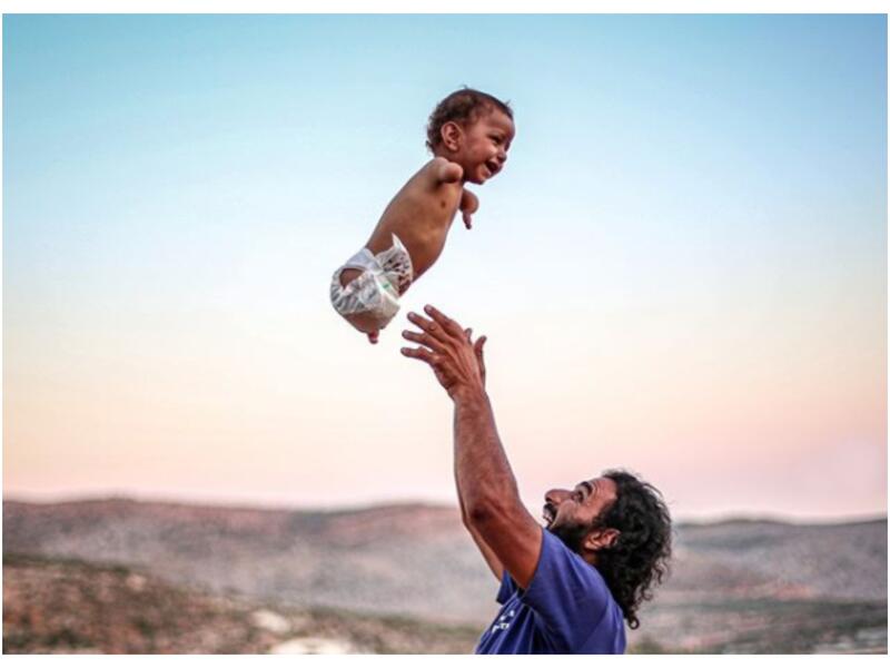 خالد مصيطف مع ابنه محمد