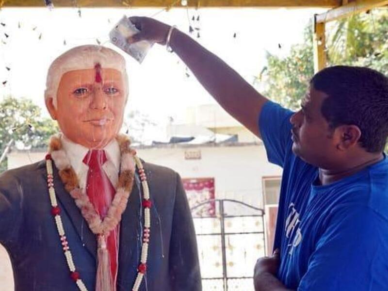 Why Did Trump's Indian Worshipper Die a Few Days After US President's COVID-19 Diagnoses? 