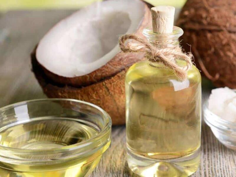يحتوي زيت جوز الهند على رائحة ومذاق طيب ربما لا يناسب جميع الوصفات