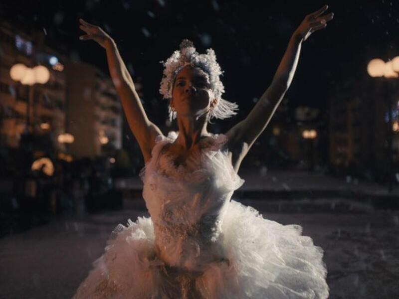 The show must go on in this year’s Amazon Christmas TV advert, as a young ballet dancer prepares for a staring role amid the coronavirus crisis  (Twitter)