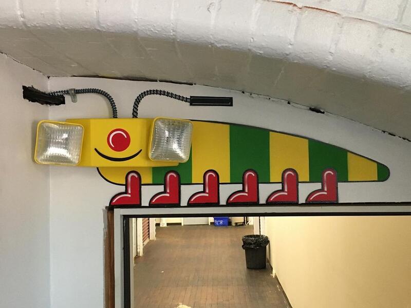 American street artist Tom Bob