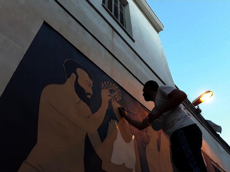 Fikos tries to combine ancient Greek mythology with the Byzantine iconography