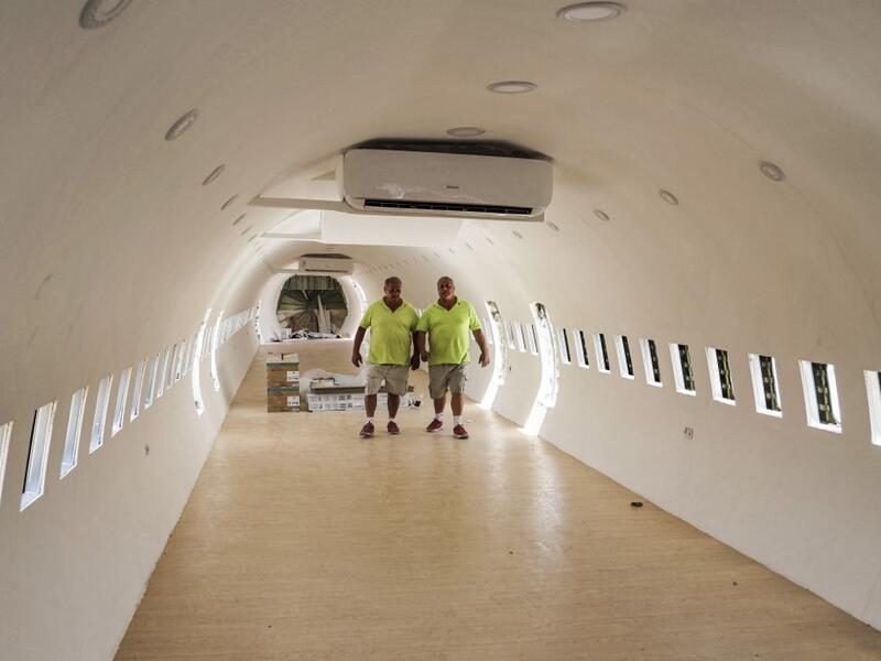 Palestinian twin turn airplane into a restaurant 