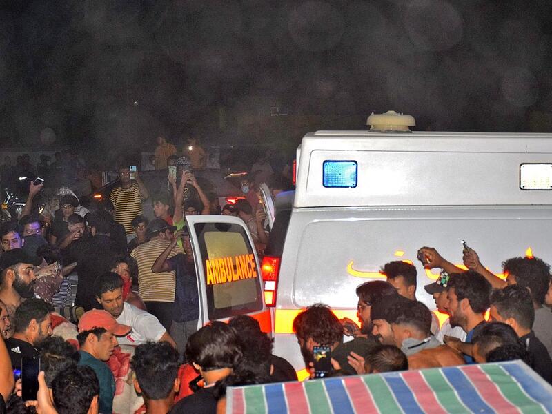 Iraqis Mourn Victims in Covid-19 Facility Hospital Fire