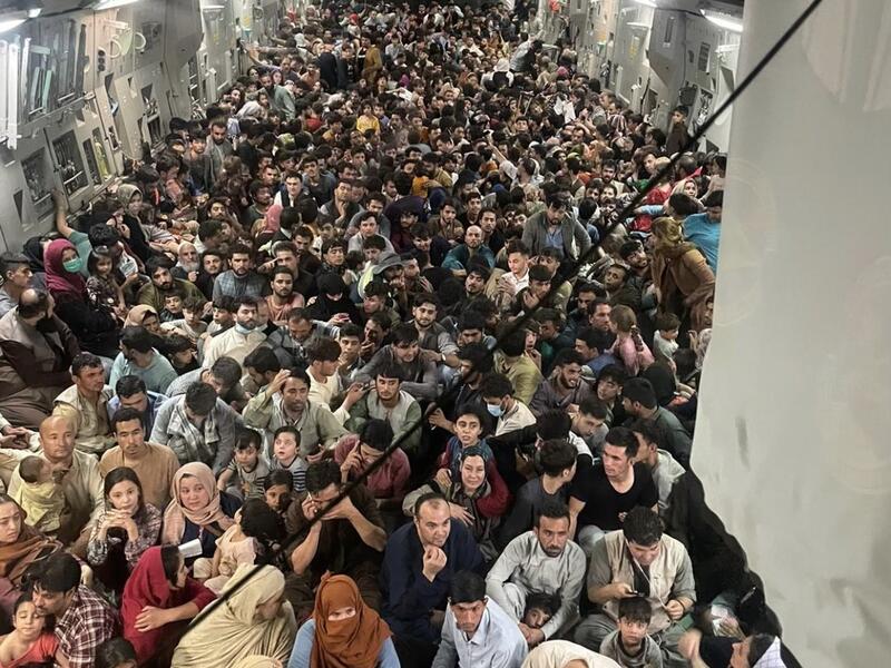 US Air Force evacuated 640 Afghan civilians