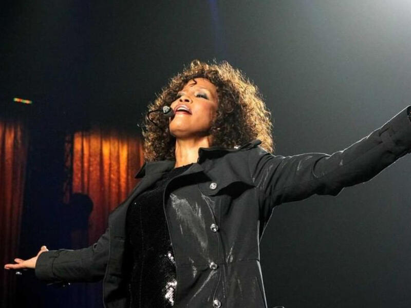 On June 17, 2010 Whitney performed the last show of the ‘Nothing But Love Tour’ at Manchester Arena in the U.K