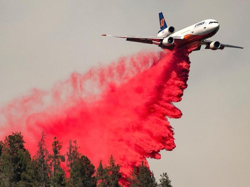 Some more images of the Salt fire near Shasta Lake, California. At least 40 homes/buildings burned from the flames.