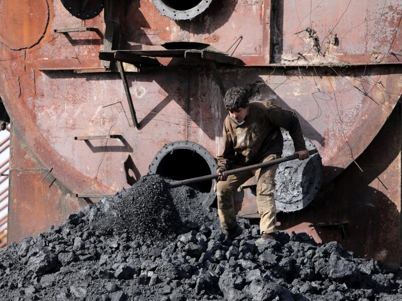 Oil Refinery's Child Workers in Syria