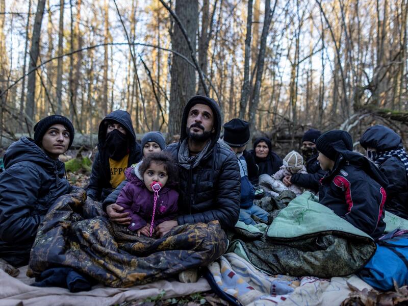 Iraqi migrants return home from Belarus