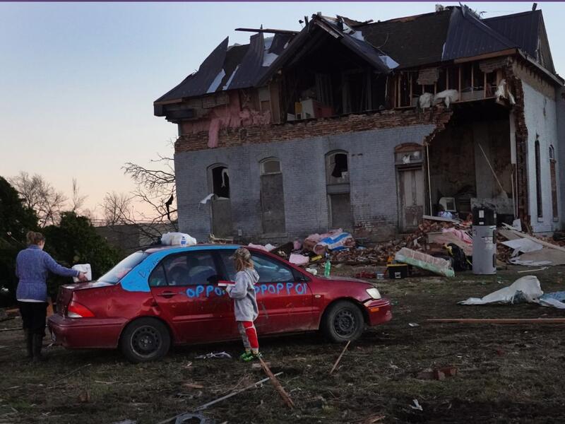 Eight Kentucky candle workers are confirmed dead