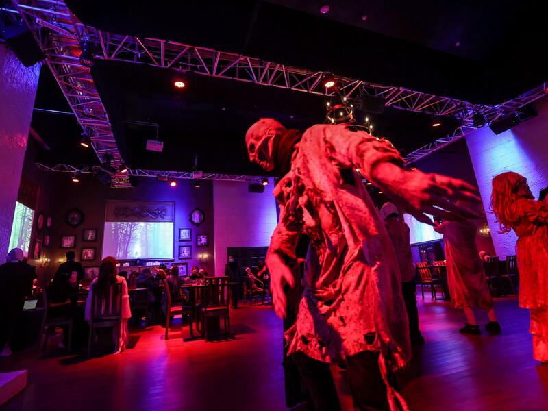 Saudi Arabia restaurant “Shadows”