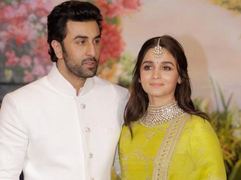 عاليا بهات