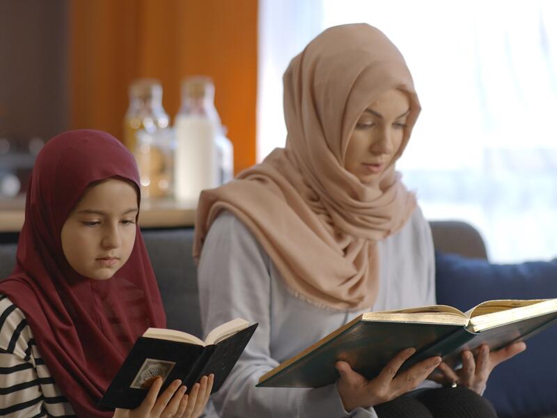 دعاء الأم تهتز لعظمته السماء