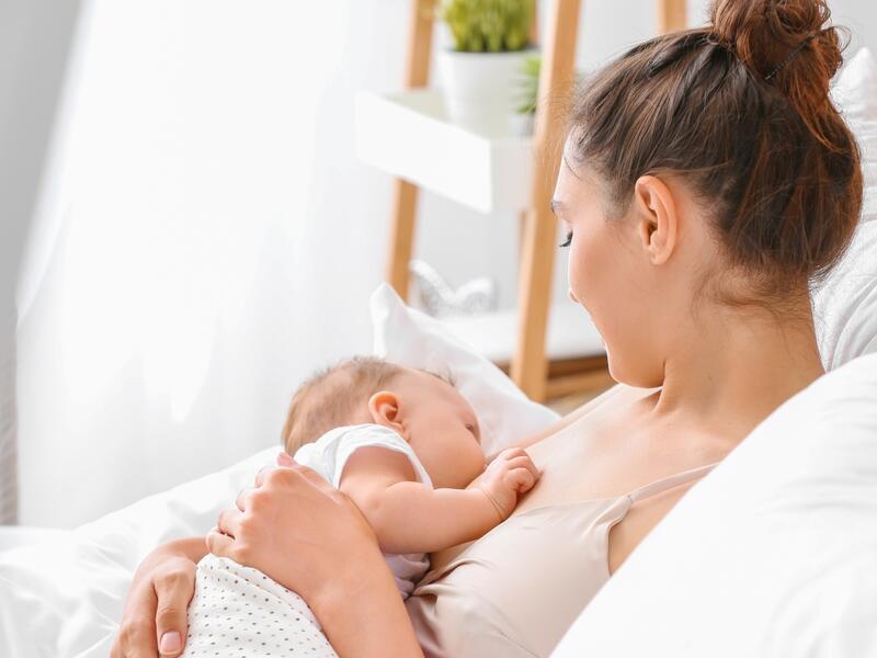 أسباب اختيار الأم للرضاعة الطبيعية