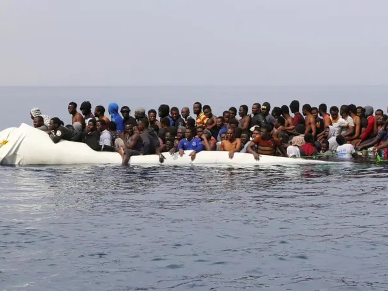 Boatpeople face danger 