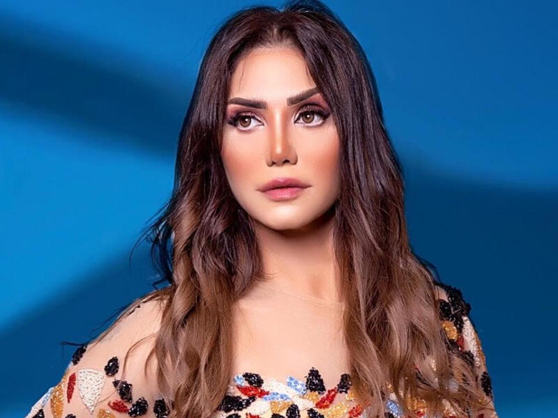 إيناس عز الدين