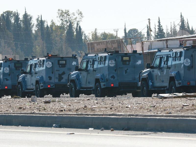 Armoured vehicles 