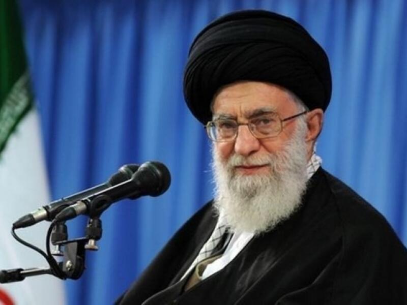 آية الله علي خامنئي